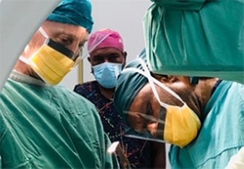 In October 2018, Richard visited Papua New Guinea on a charity surgical mission, as part of the Cabrini Outreach PNG Orthopaedic Service and Education Program. Richard and his colleagues volunteered their time to perform surgeries at no cost to patients. Cabrini Outreach PNG Orthopaedic Service and Education Program